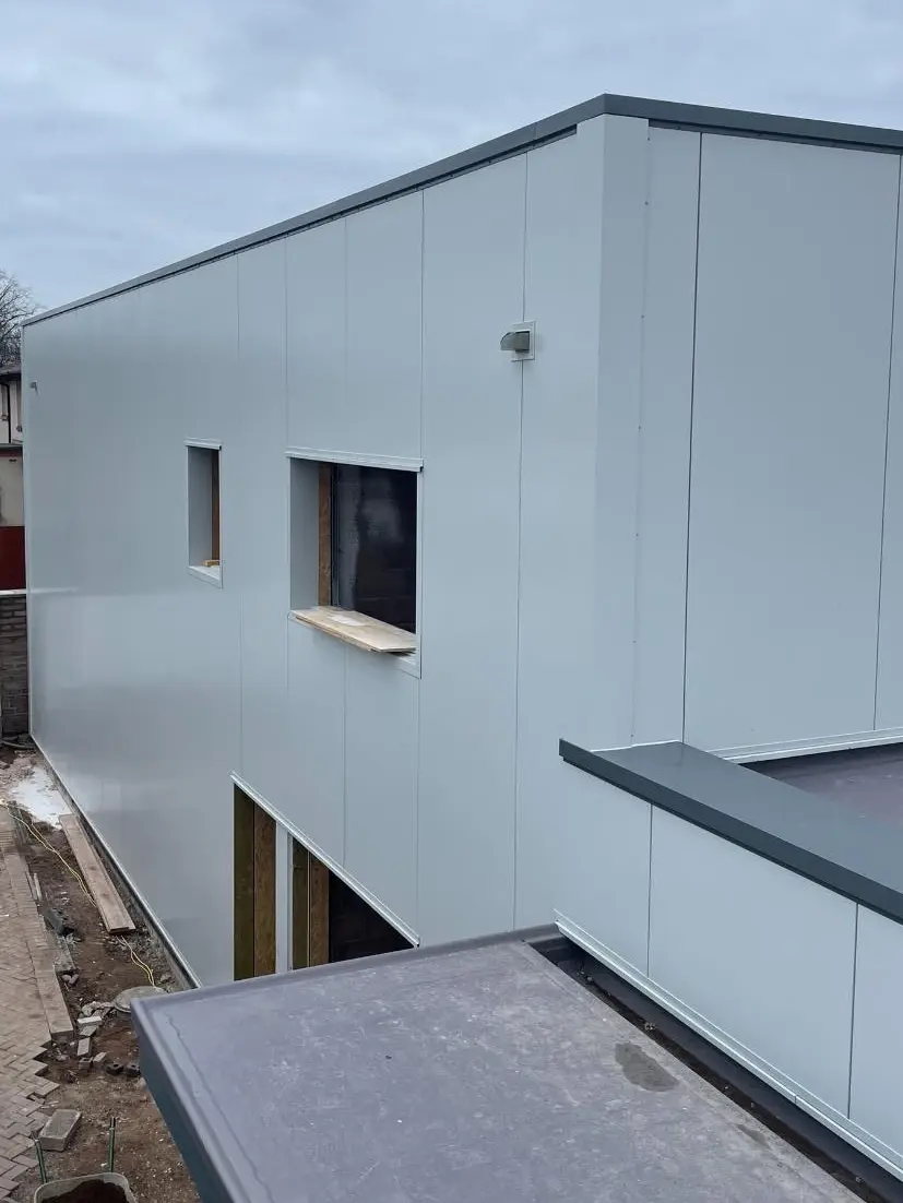 Shell garage with steel framework